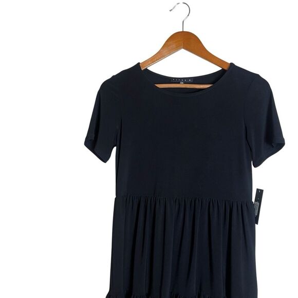NWT! Tiana B. Black short sleeve tiered dress - Picture 2 of 8